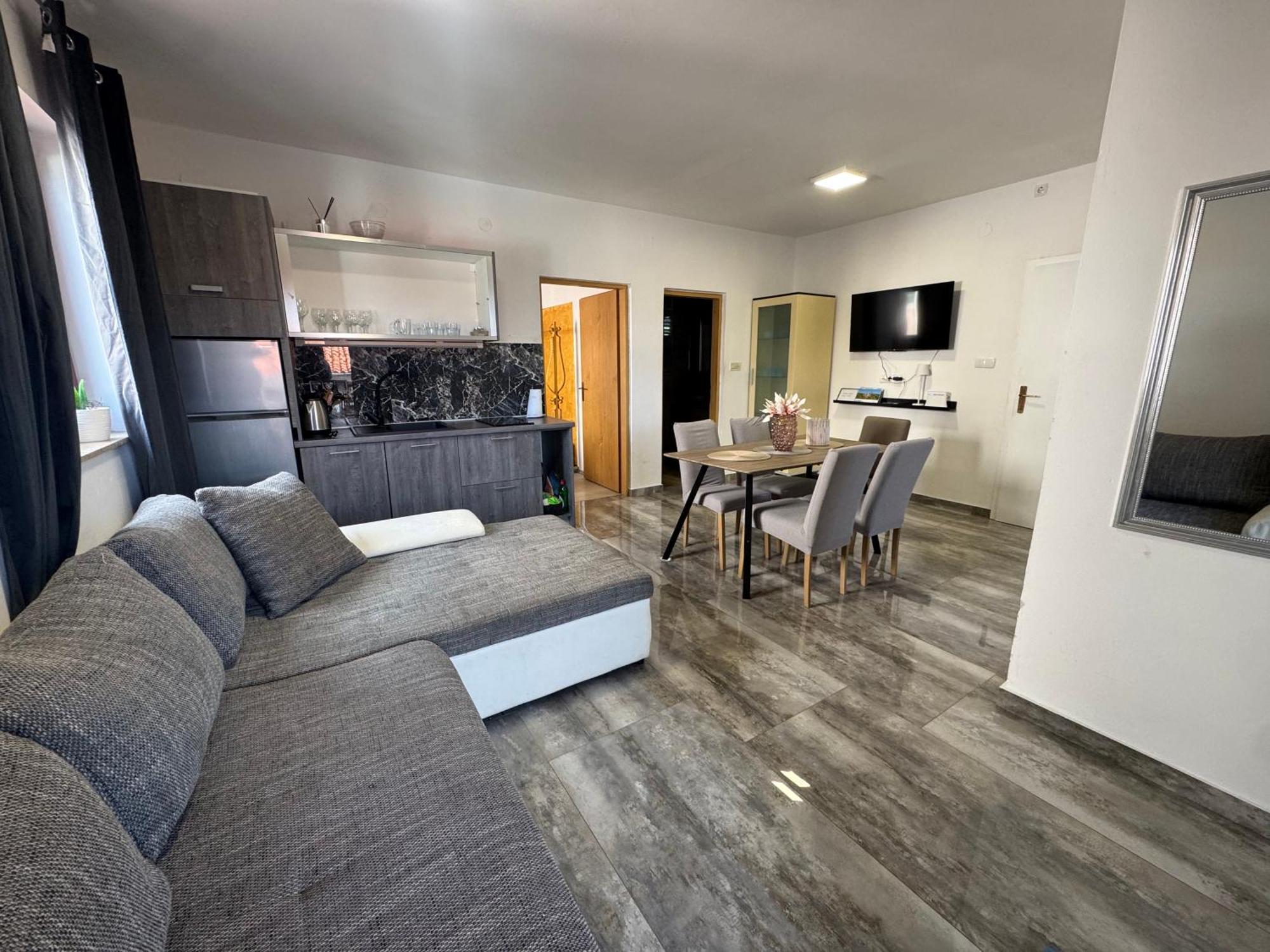 Apartments Orhidelia Njivice Eksteriør bilde